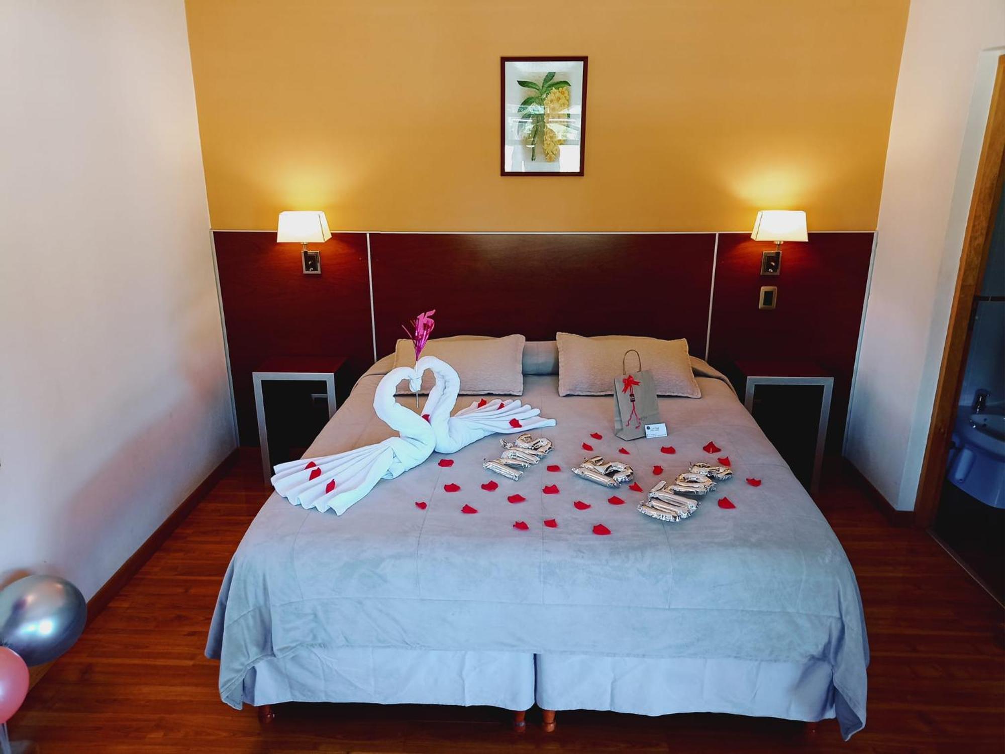 Hosteria Y Cabanas Land Park - Spa & Lodge Junín de los Andes 外观 照片
